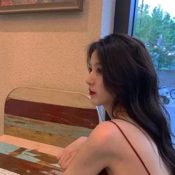 黑色灰姑娘